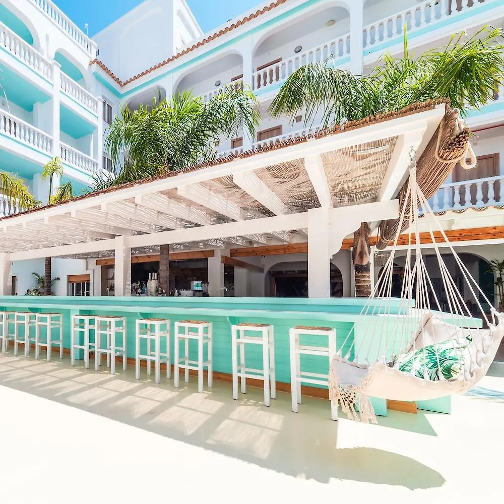 Beach Star Ibiza (Adults Only) San Antonio Abad 4*,